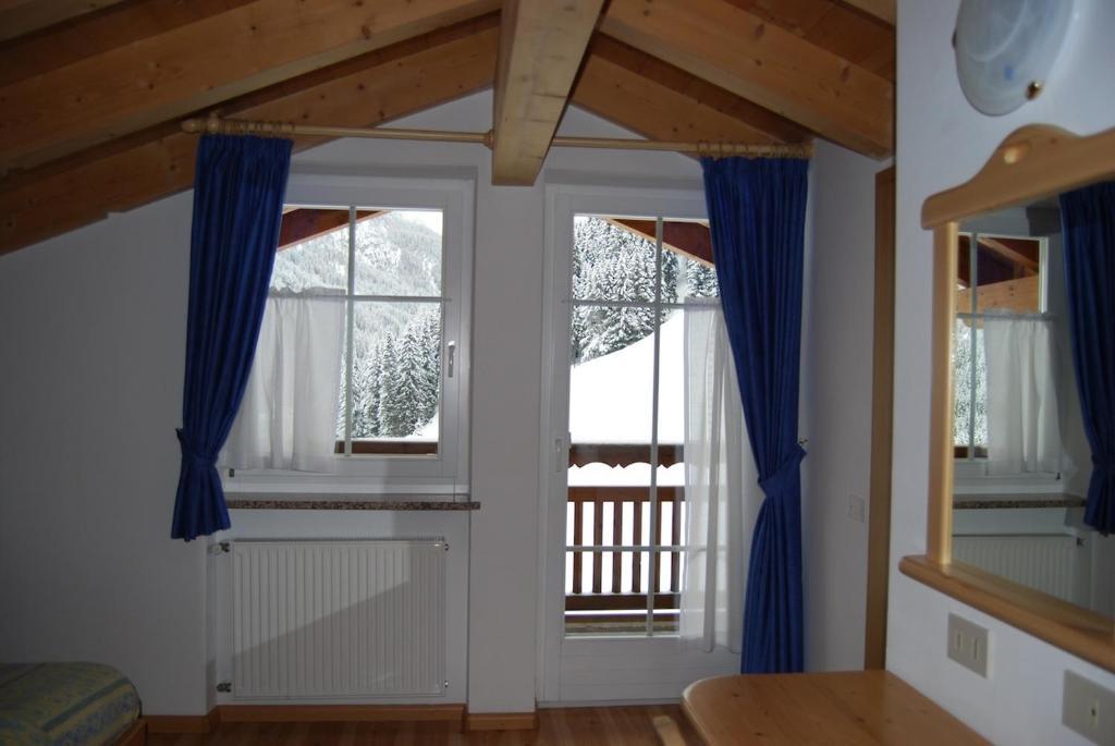 Appartamenti Chalet Orchidea Canazei Quarto foto