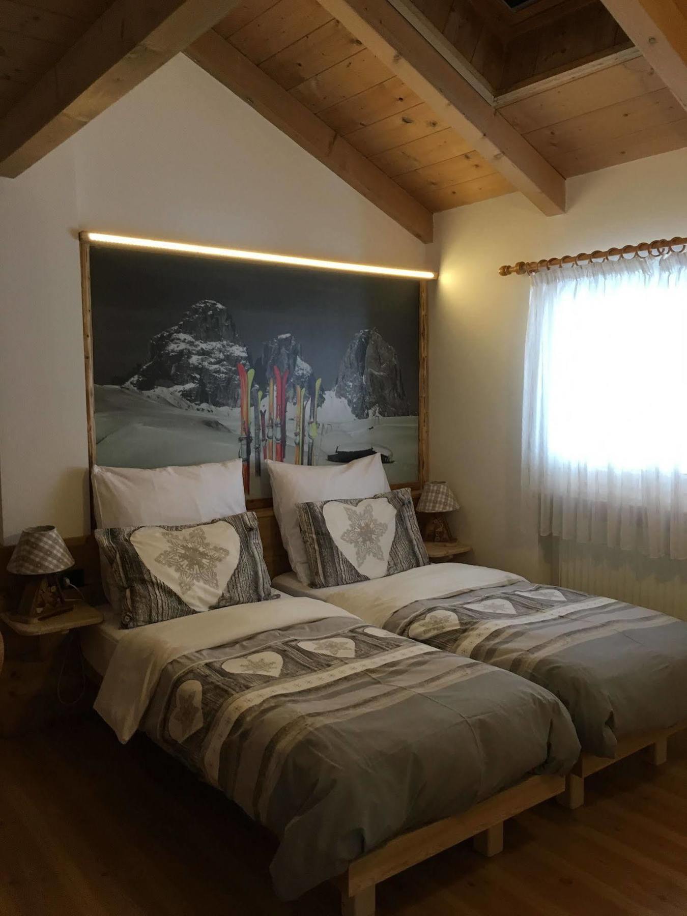 Appartamenti Chalet Orchidea Canazei Exterior foto